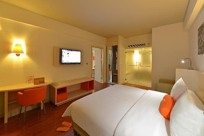 Harris Hotel & Conventions Ciumbuleuit בנדונג מראה חיצוני תמונה